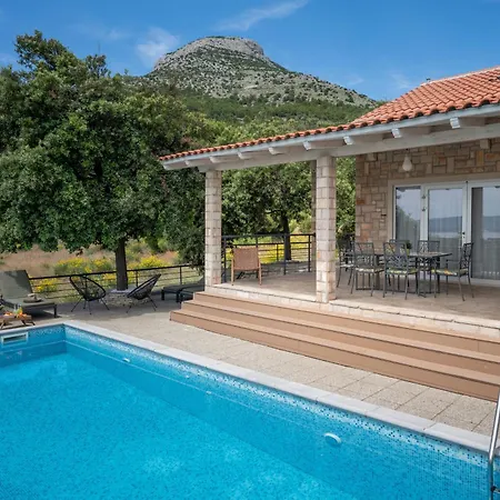 Villa Sole Bol