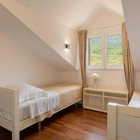 Sole Villa *